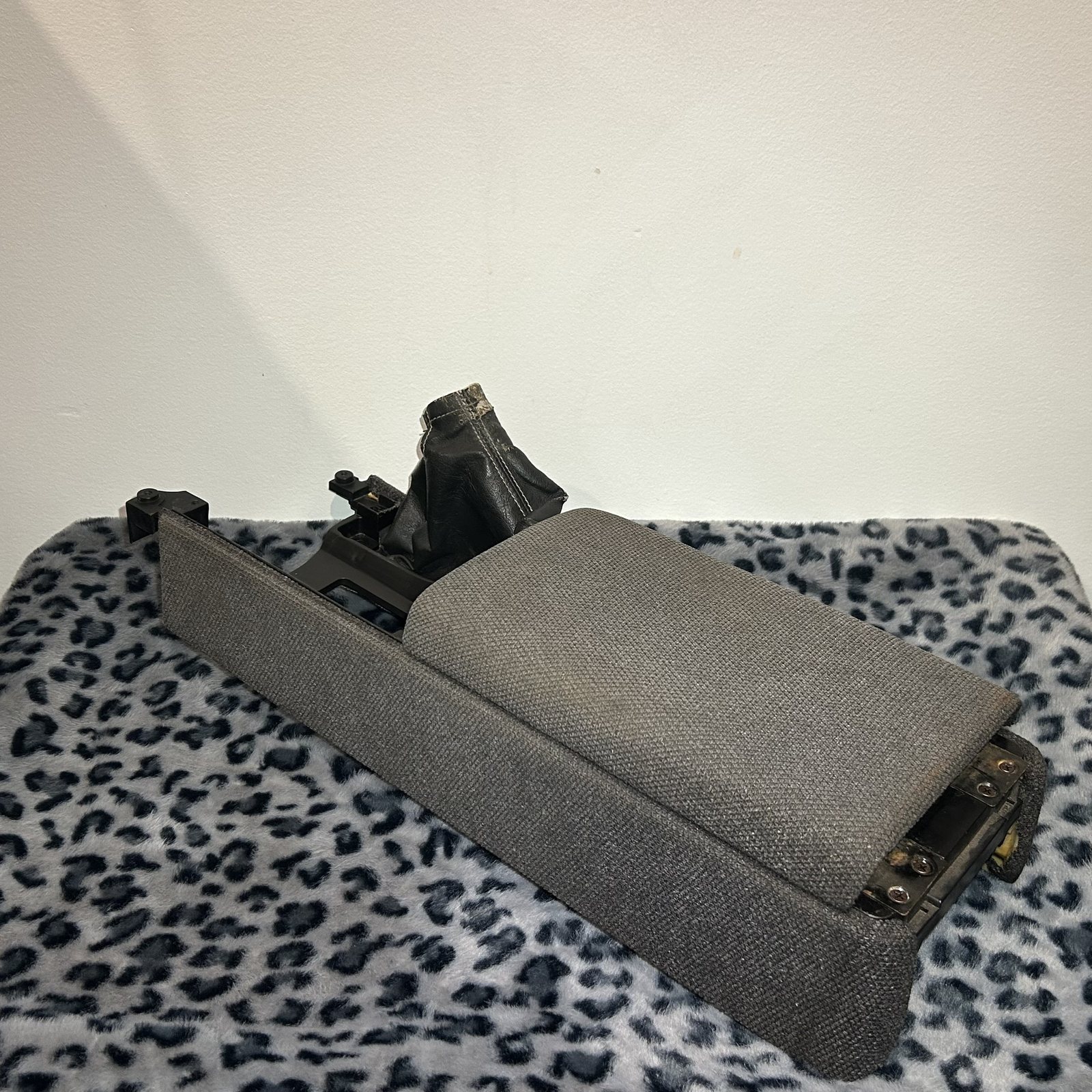 Centre Console & Handbrake Surround - 300ZX Z32