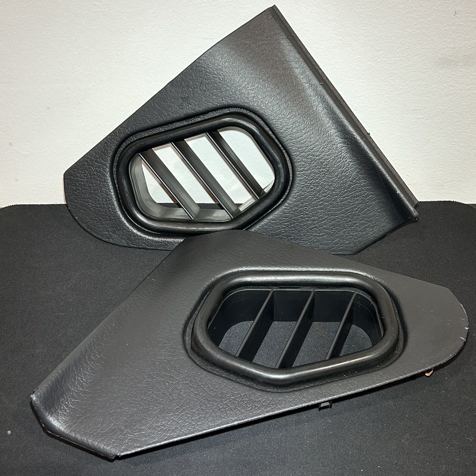 Dashboard Side End Vent Trim Pair - 300ZX Z32