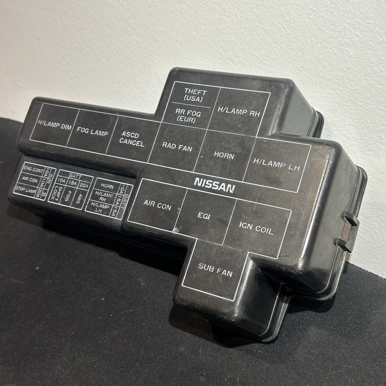 Fuse and Relay Box Cover for Nissan 300ZX Z32