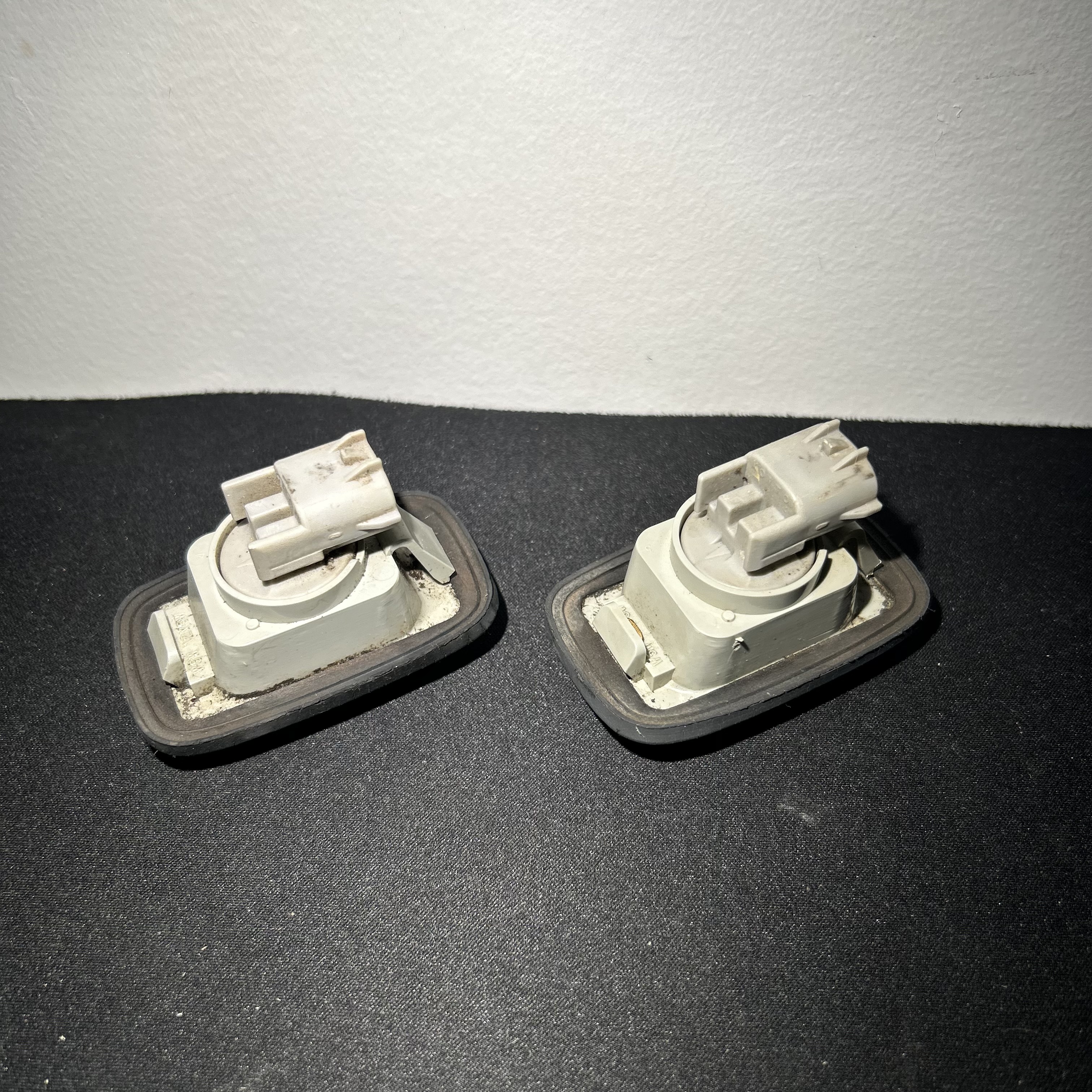 OEM Toyota Hilux side indicators