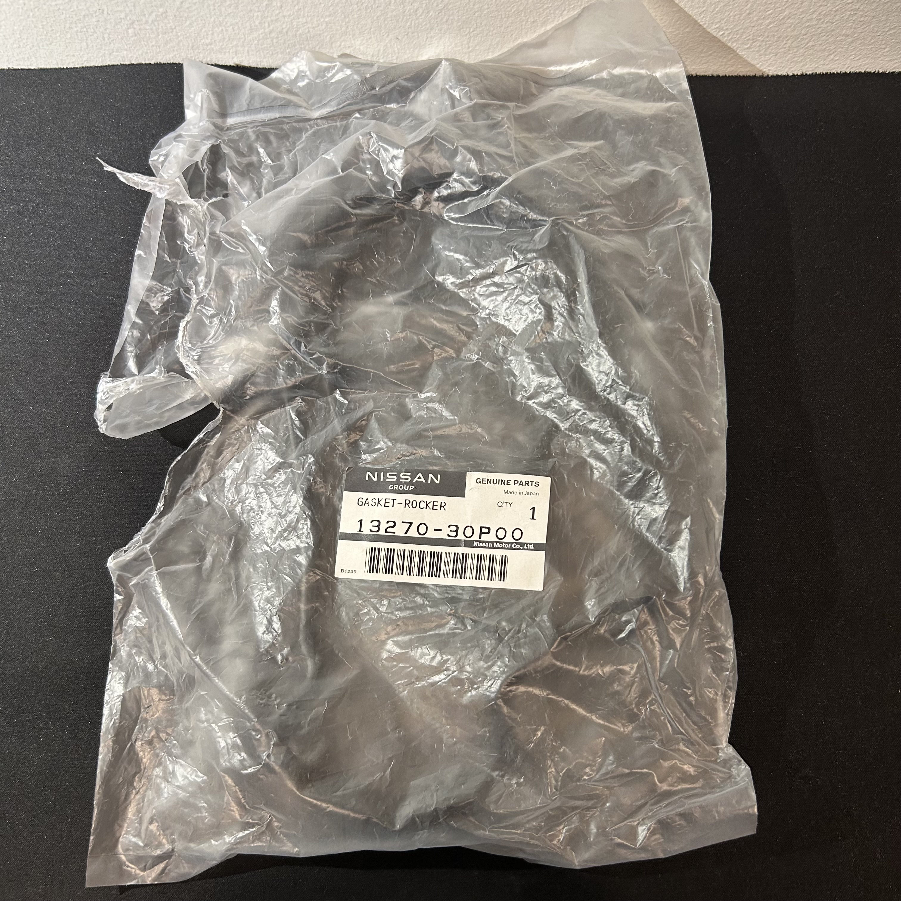 Nissan valve cover gasket for Nissan 300ZX Z32